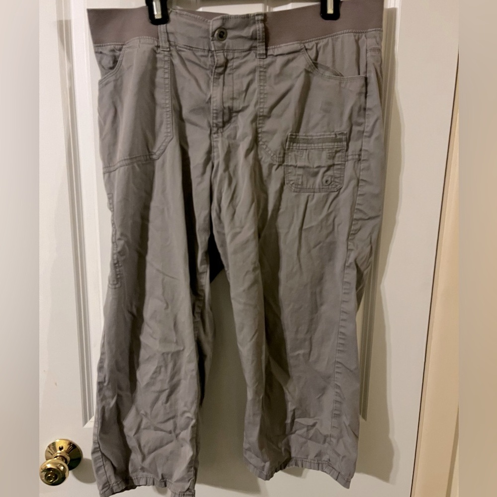 Lee Relaxed Fit Capris
